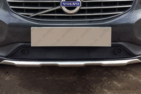 VOLVO XC60 2013-2017г.в. (I рестайлинг) с парктроником - Защита радиатора СТАНДАРТ