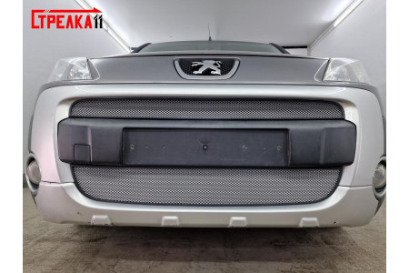 PEUGEOT PARTNER 2008-2012г.в. (II) - Защита радиатора СТАНДАРТ