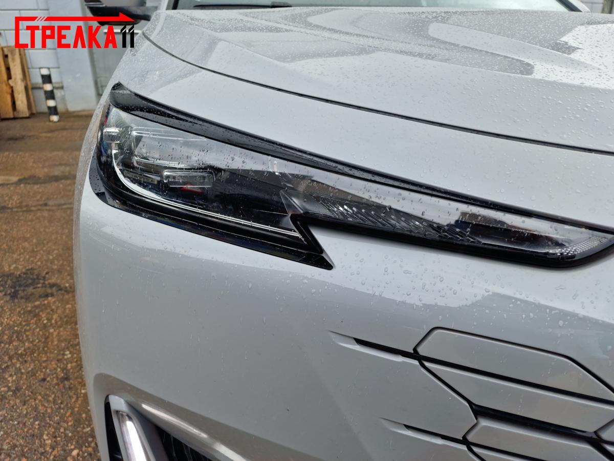 Декоративный элемент на фары