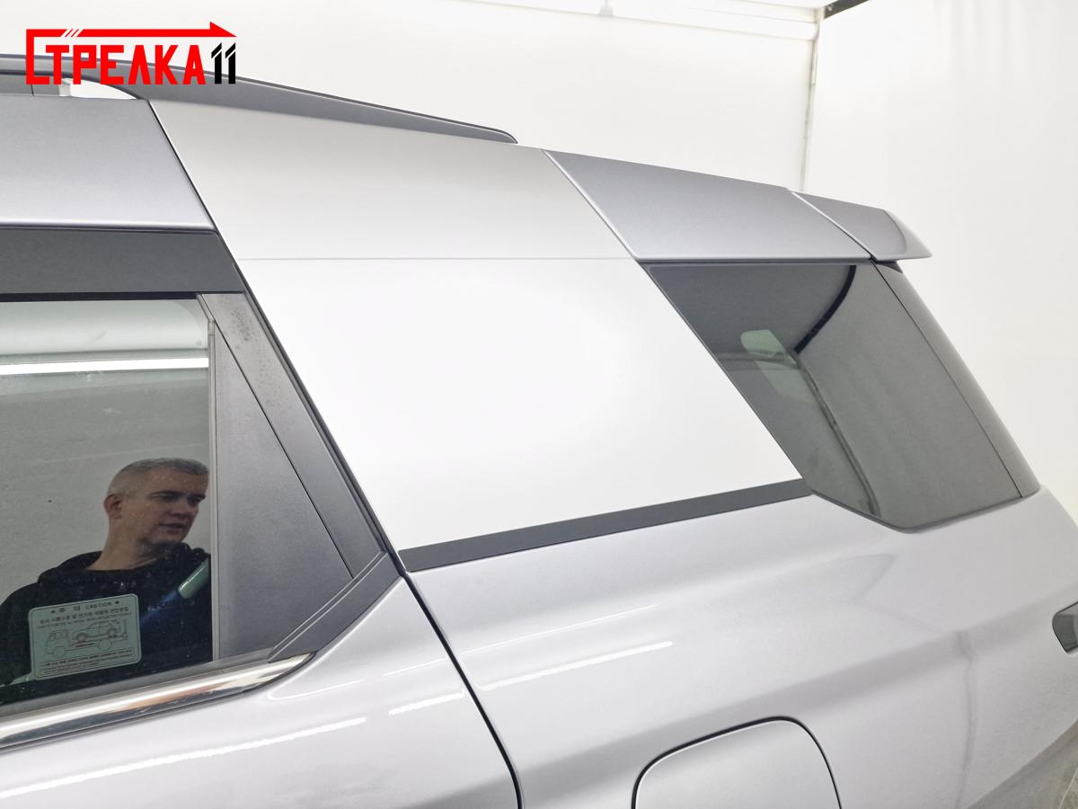 На задние стойки